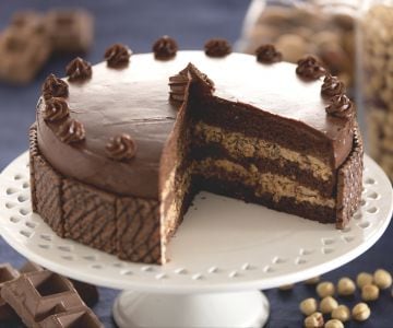 Gâteau à la crème de gaufrettes à la noisette