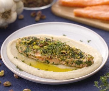 Saumon croustillant sur crème de haricots cannellini