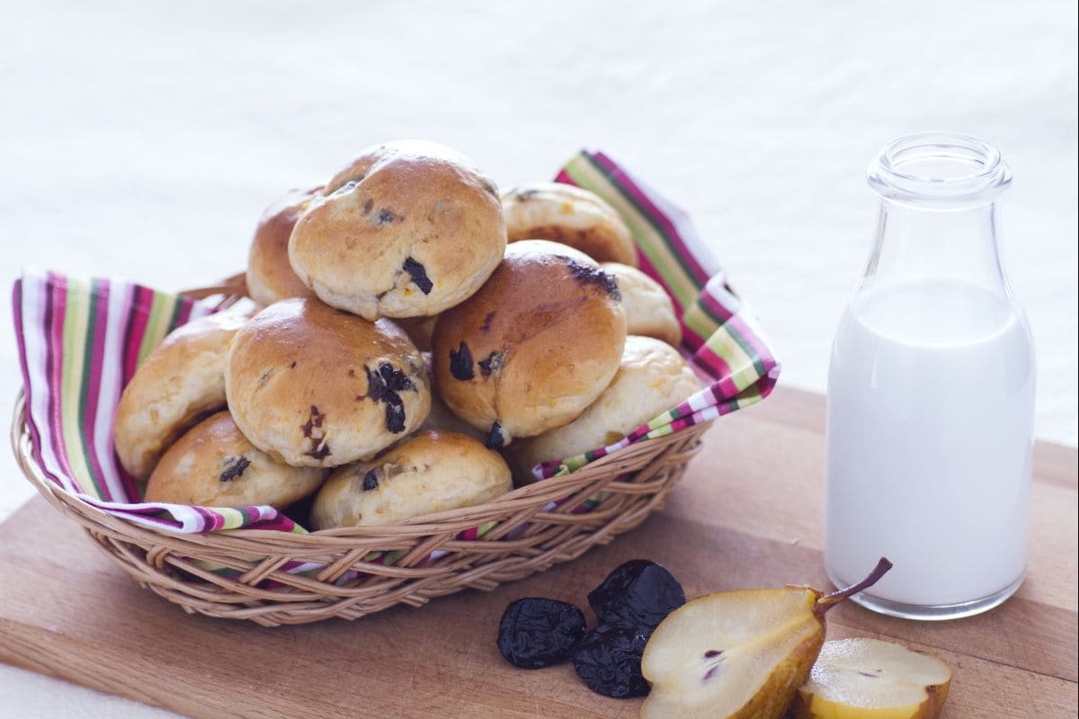 Petits pains sucrés aux fruits