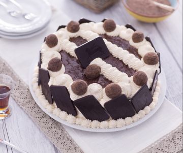 Gâteau au cacao avec crème au sabayon