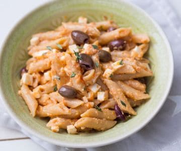 Pâtes au pesto d'amandes et tomates cerises confites