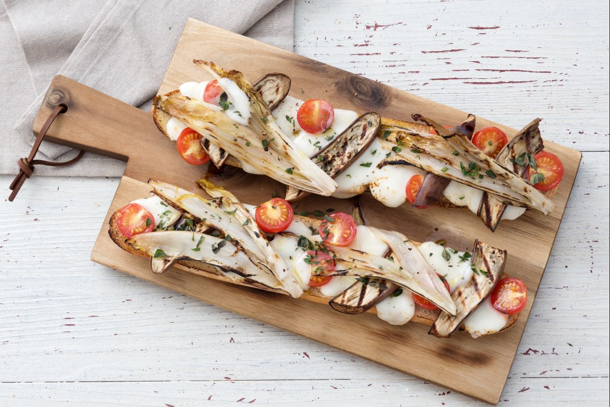 Croûton aux légumes et fromage