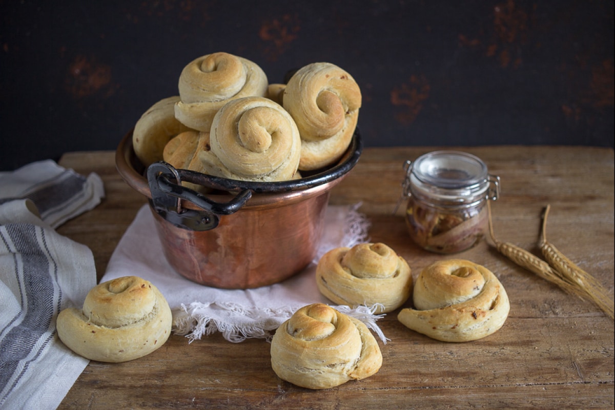 Petits pains moelleux aux anchois