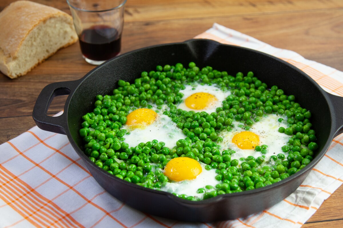 Œufs et petits pois