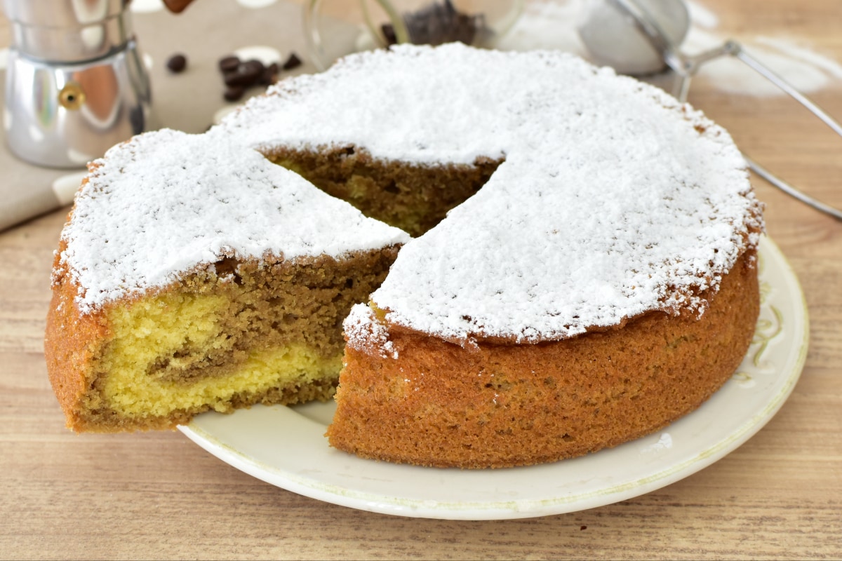 Gâteau marbré à la noix de coco et au café