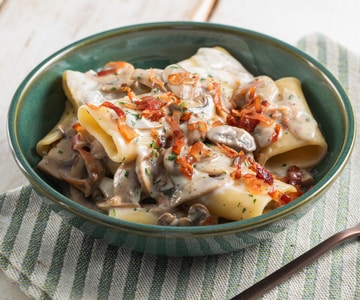 Pâtes aux champignons et speck