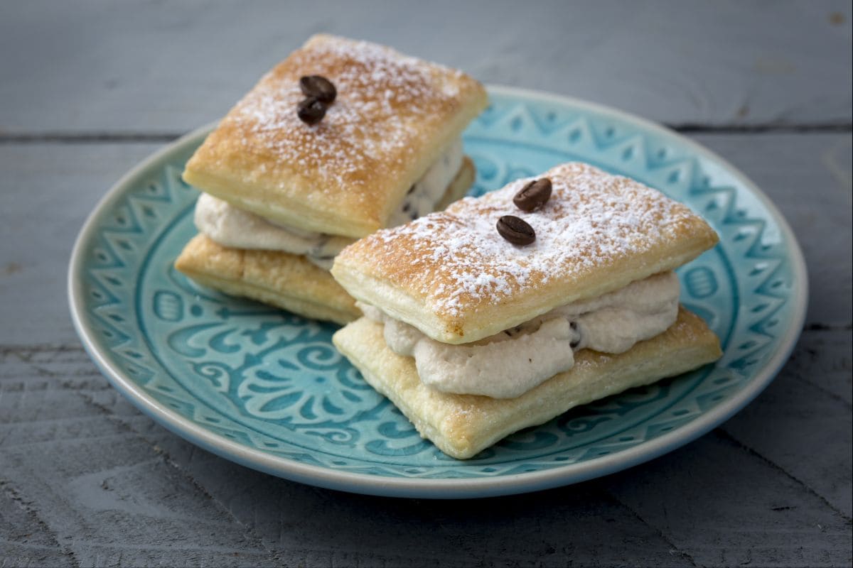 Feuilletés au café