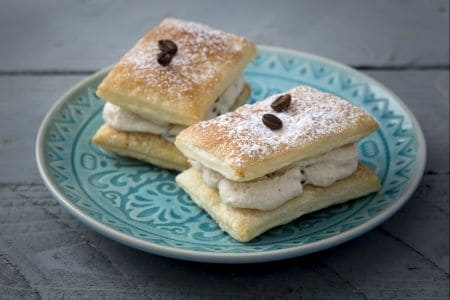 Feuilletés au café