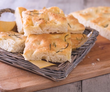 Focaccia simple faite maison