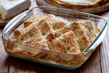 Crêpes au jambon, brie et noix