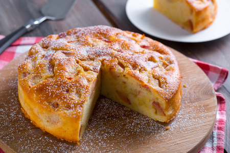 Gâteau aux pommes à l'eau