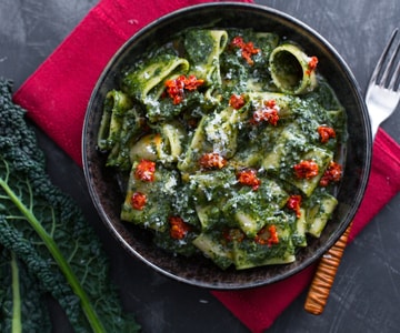Calamarata avec chou noir et 'nduja
