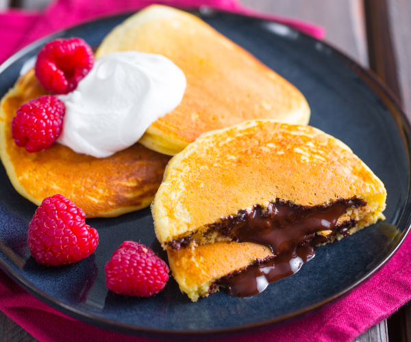Pancakes fourrés au chocolat