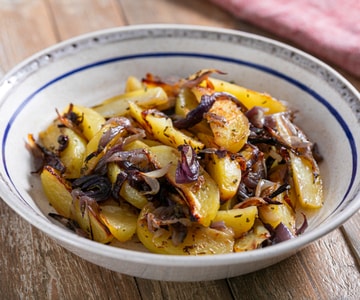 Pommes de terre et oignons au four