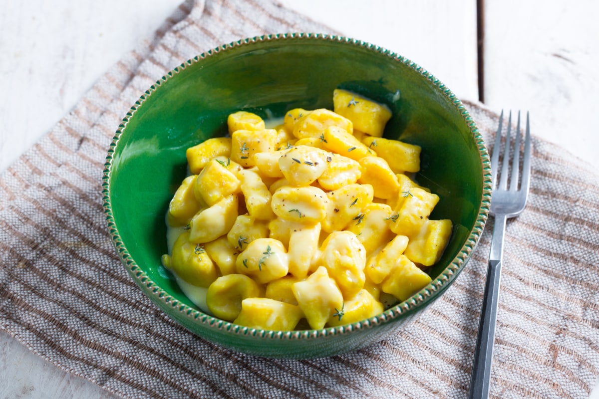 Gnocchi à la ricotta et curcuma