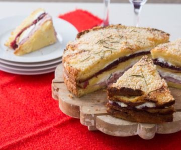 Gâteau de panettone gastronomique