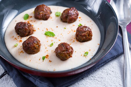 Boulettes avec crème de haricots cannellini