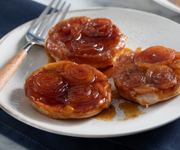 Mini tarte tatin aux petits oignons