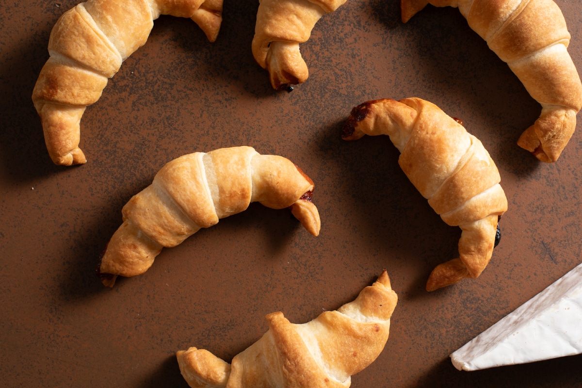 Croissants feuilletés aux poires et brie