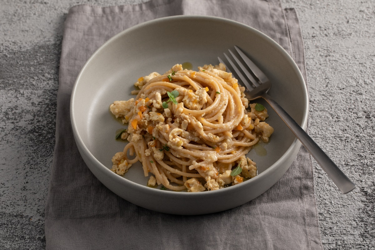 Spaghettone au ragoût de poulet
