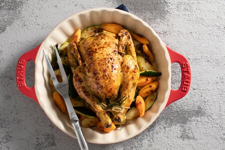 Poulet rôti avec légumes tournés