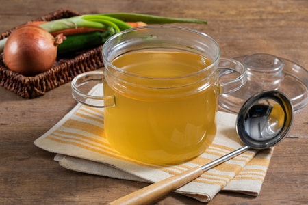 Bouillon de légumes au micro-ondes