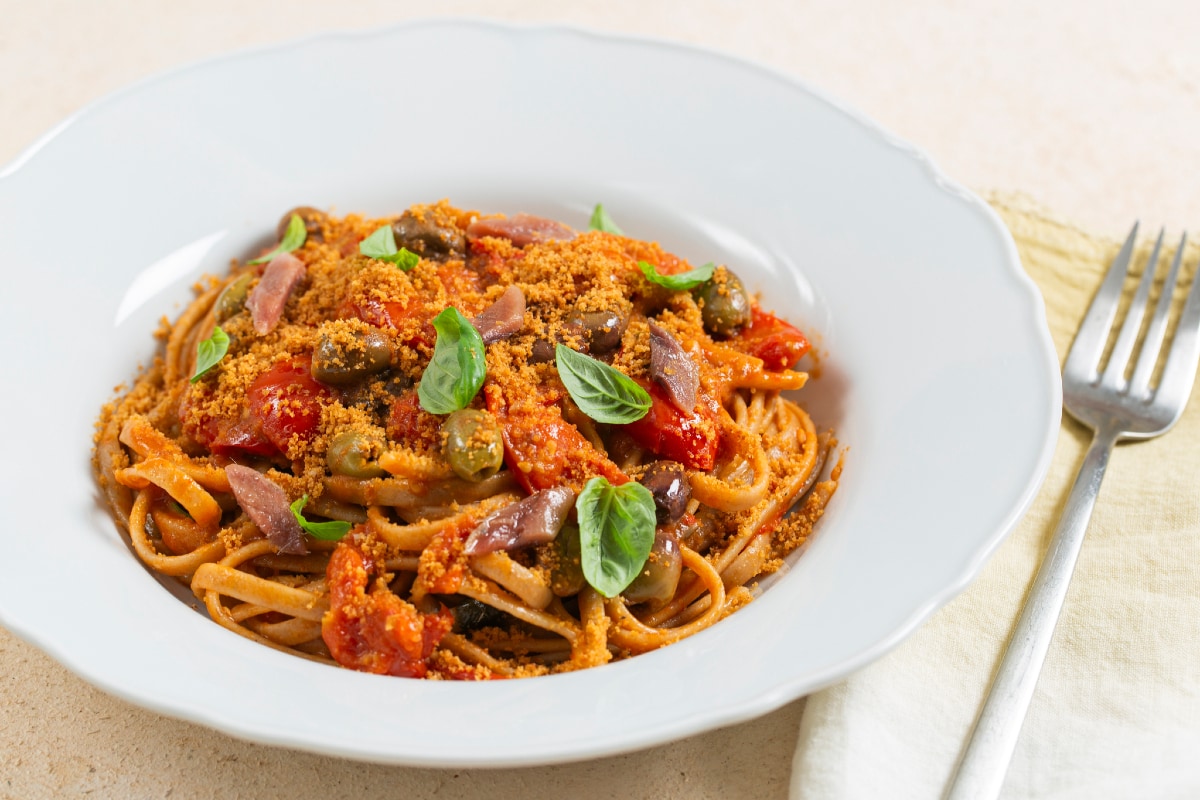 Stroncatura calabrese avec tomates cerises et anchois