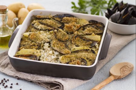 Tiella barese : riz, pommes de terre et moules au four facile