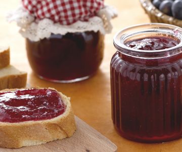 Confiture de groseilles rouges et myrtilles