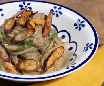Spaghetti aubergines, pecorino et moules