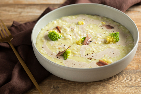 Risotto aux brocolis et bagna caoda rapide