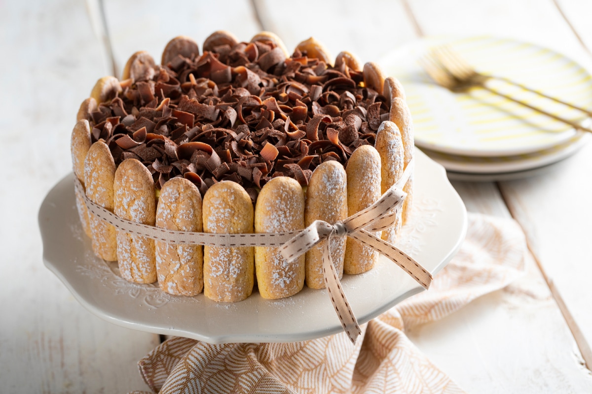 Charlotte à la crème anglaise