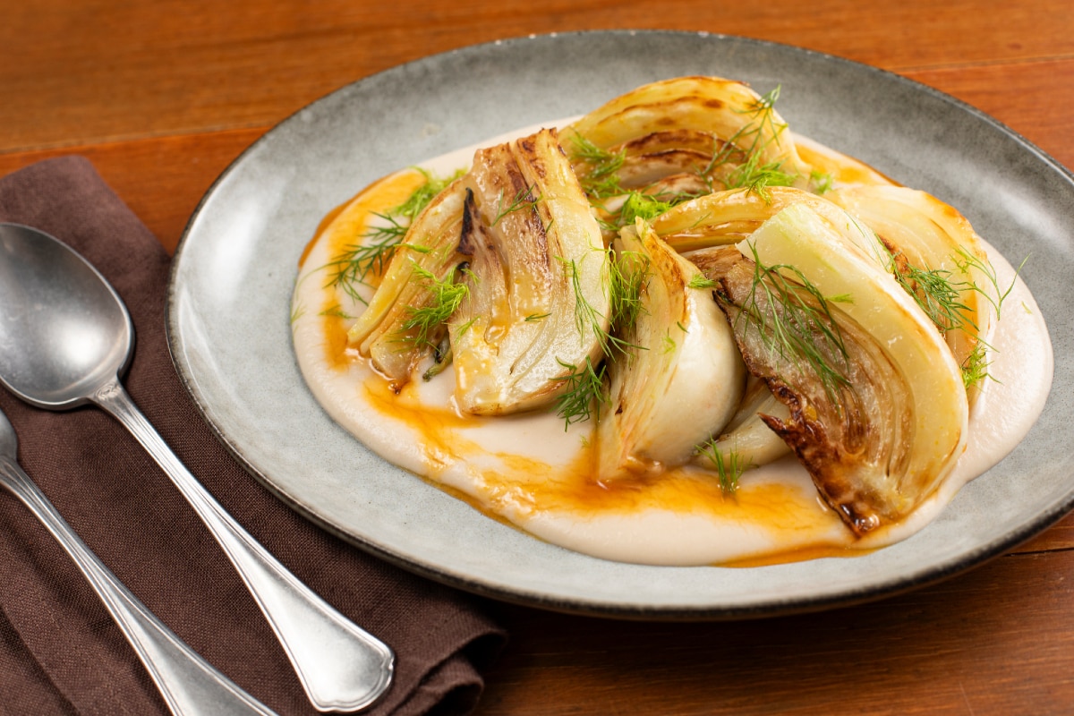 Fenouils braisés sur crème de haricots cannellini