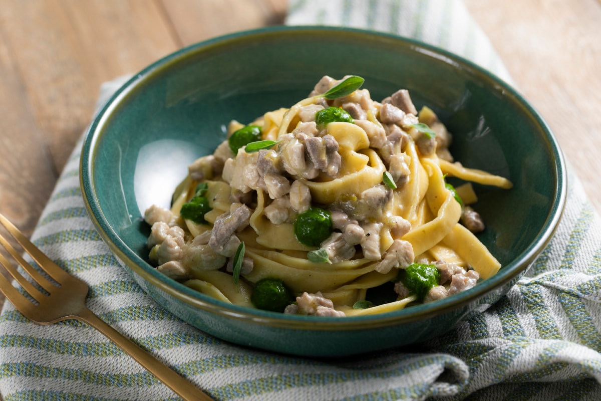 Tagliatelles au ragoût de basse-cour