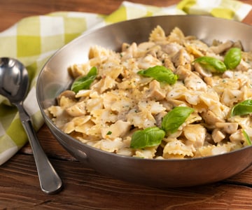 Pâtes au poulet et champignons