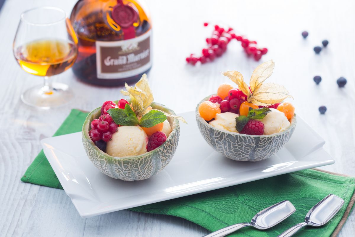 Melon farci de fruits et glace