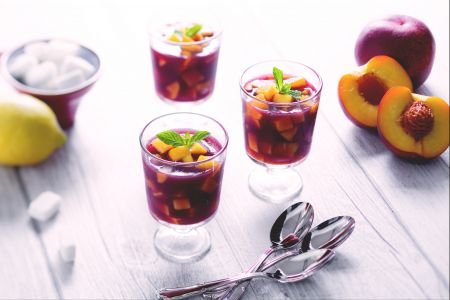 Verrines froides de pêches au Dolcetto