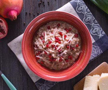 Risotto à la grenade et crème de poireaux
