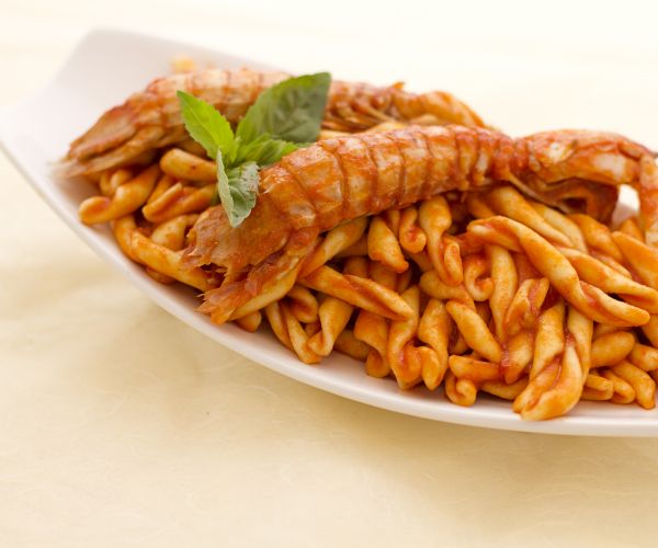 Strozzapreti à la sauce de cigales de mer