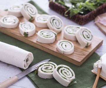Rouleaux au jambon cuit et roquette