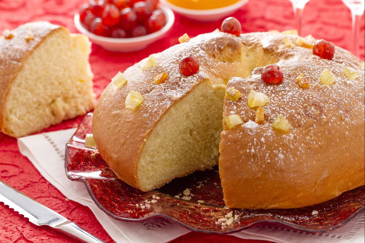 Roscón de Reyes (couronne des Rois Mages)