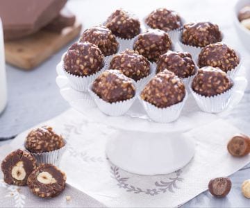 Pralines de chocolat et noisettes