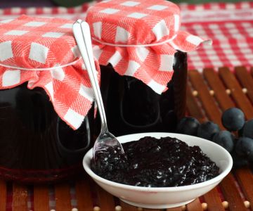 Confiture de raisin fraise