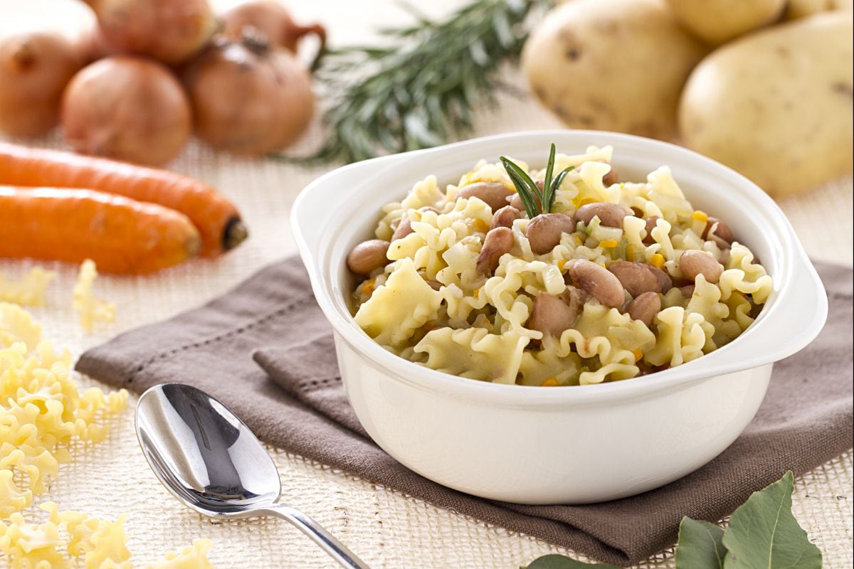 Soupe de pâtes et haricots borlotti