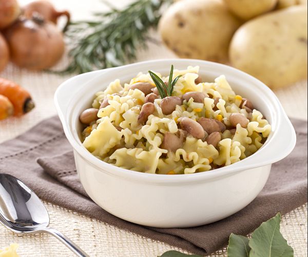 Soupe de pâtes et haricots borlotti