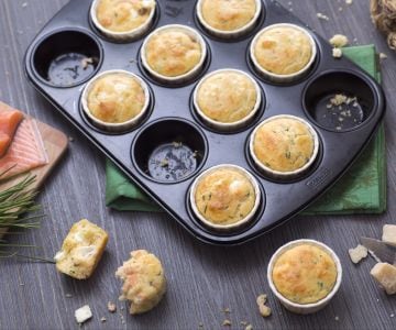 Muffins avec feta et saumon