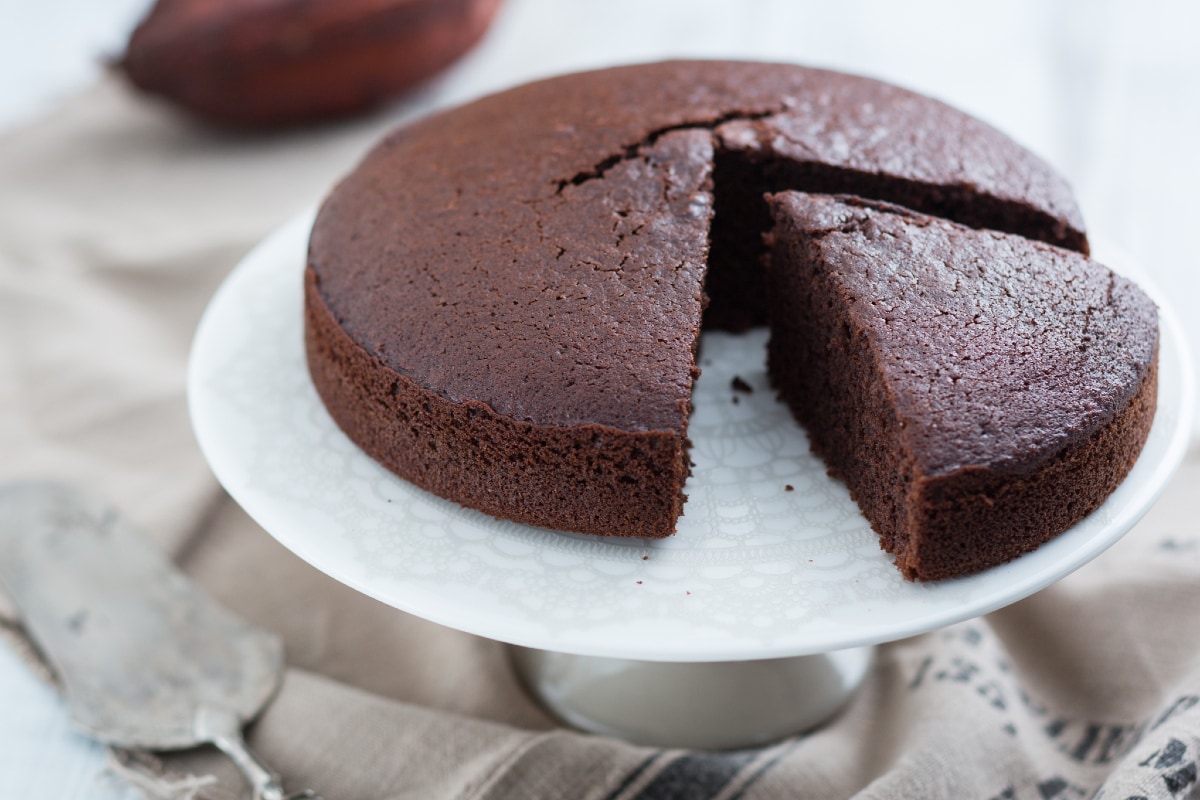 Gâteau au lait chaud et cacao