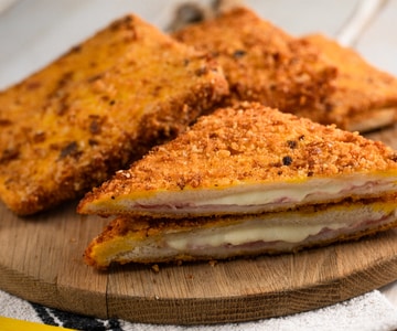 Mozzarella et jambon en carrozza