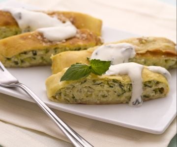 Rouleau de crêpes aux courgettes