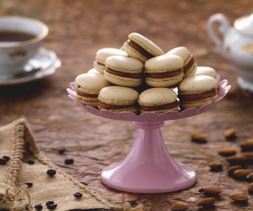 Macarons au caramel salé